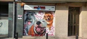 Graffiti Persiana Rock Dogs Peluqueria Canina Rockdogs Perros Realistas 300x100000